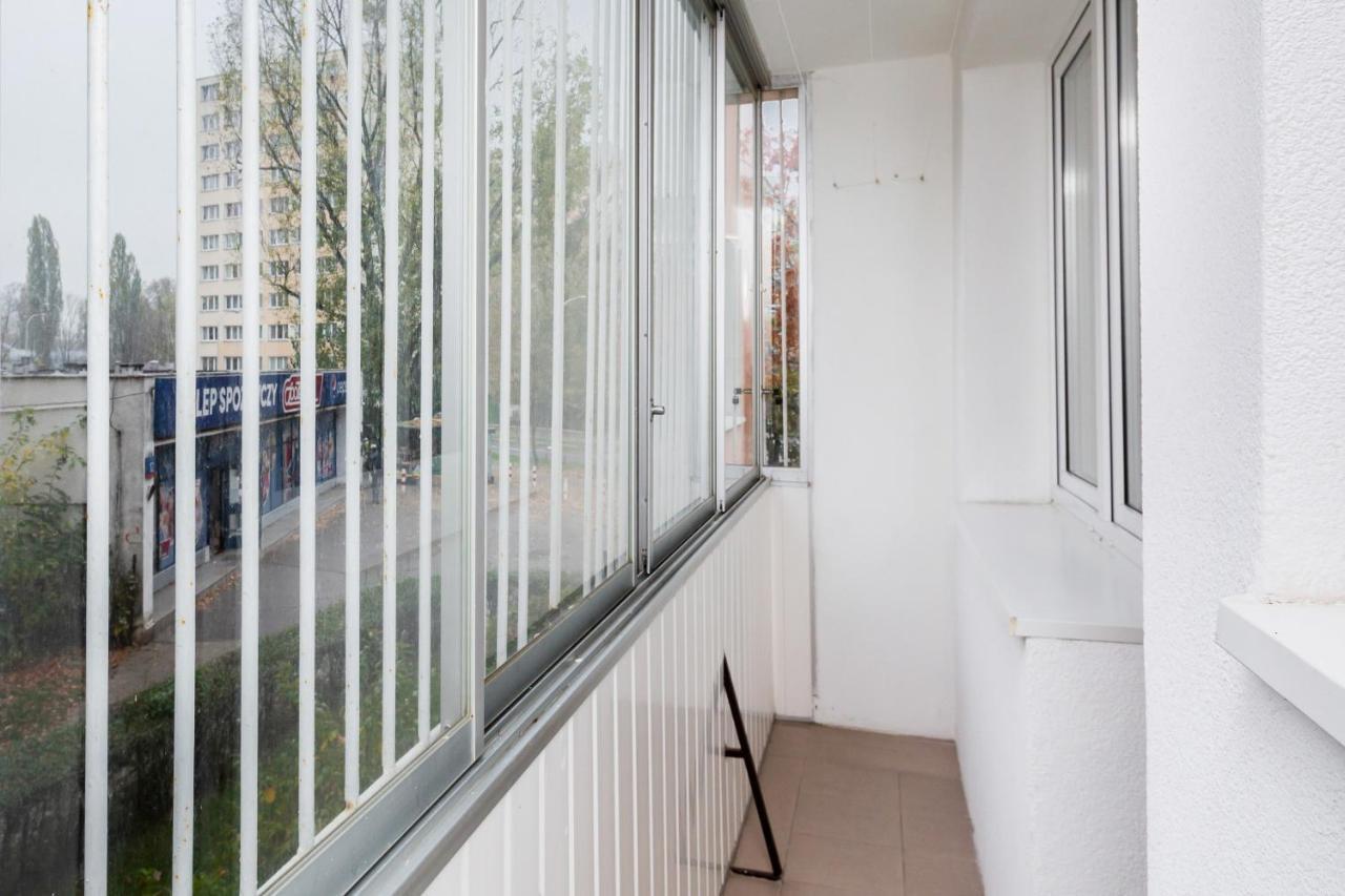 Two-Bedroom Family Apartment Esperanto Next To Klif By Noclegi Renters Varsó Kültér fotó